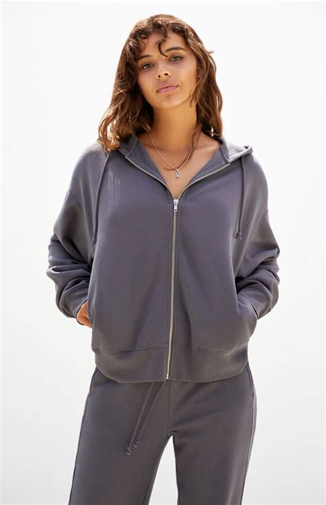 pacsun black zip up hoodie.